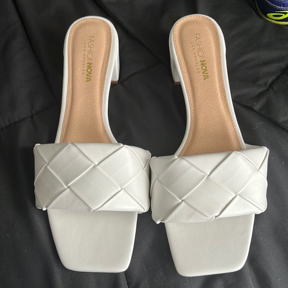 Short white heals